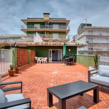 Apartment Albatros: 5-person With Terrace, Parking, Near Platja d'Aro