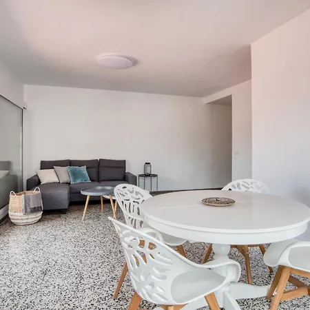 Albatros: 5-person With Terrace, Parking, Near *