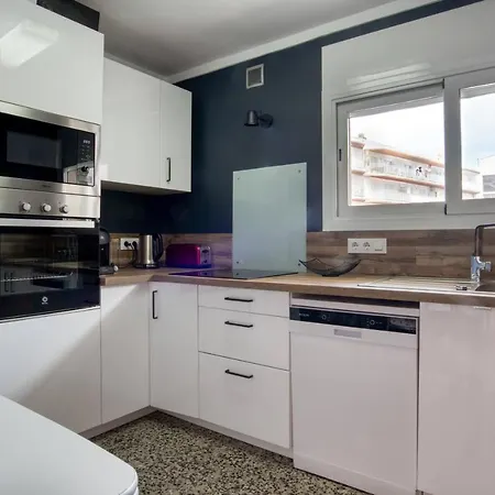 Albatros: 5-person With Terrace, Parking, Near Apartment Platja d'Aro